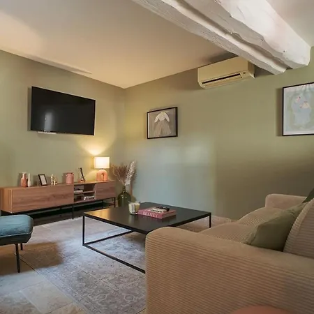 La Des Remparts View And Private Patio * 卡尔卡松