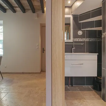 Semesterbostad La Des Remparts View And Private Patio Carcassonne