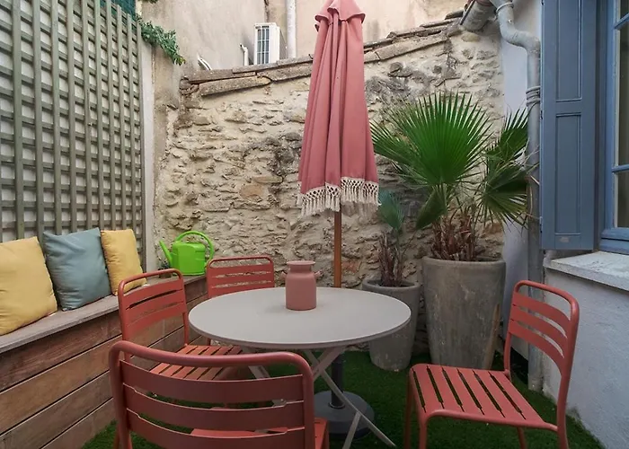 La Des Remparts View And Private Patio Semesterbostad Carcassonne