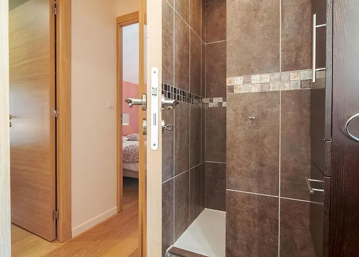 La Des Remparts View And Private Patio Semesterbostad *