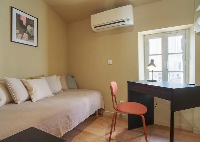 La Des Remparts View And Private Patio Semesterbostad